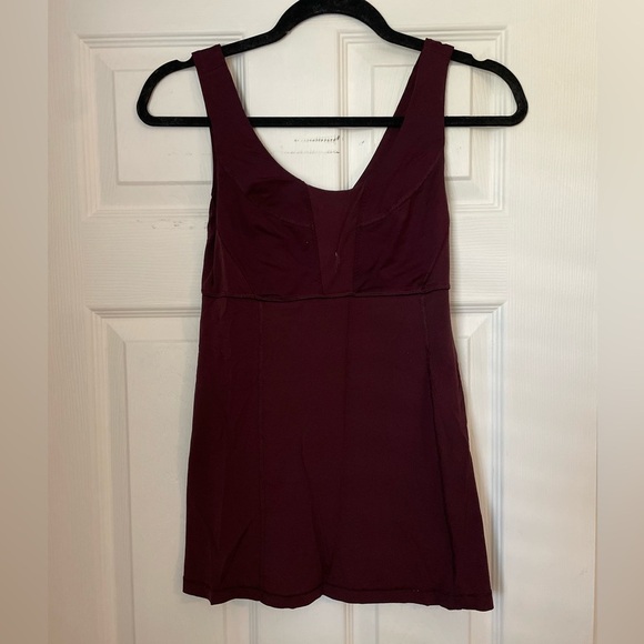 lululemon athletica Burgundy Flowwy Tank - Picture 1 of 4